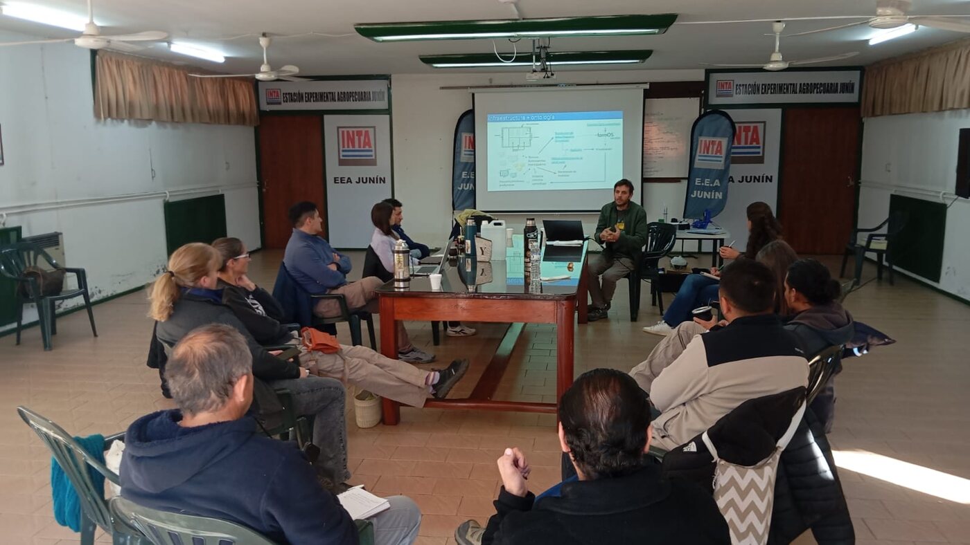 Encuentro con equipos técnicos sobre el Kit de salud del suelo